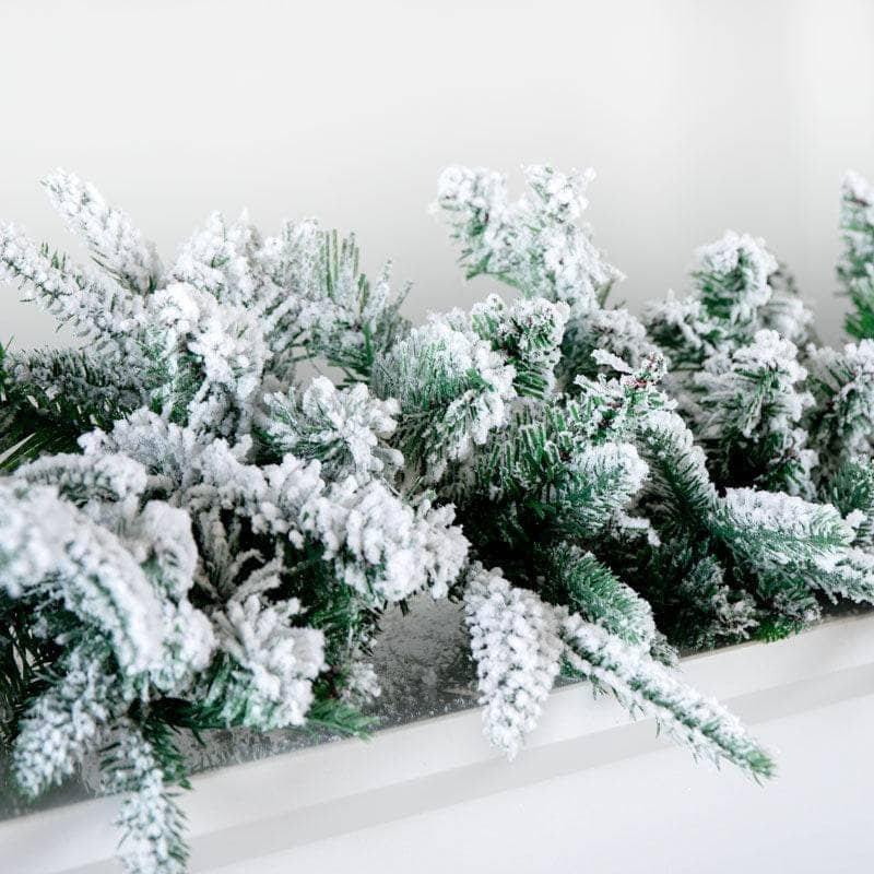 Christmas - Mont Blanc Garland - 2.7M - 60012414