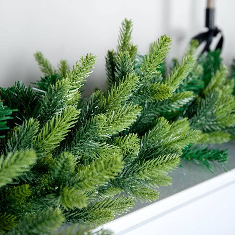 Christmas - Green Garland - 2.7M - 60012415