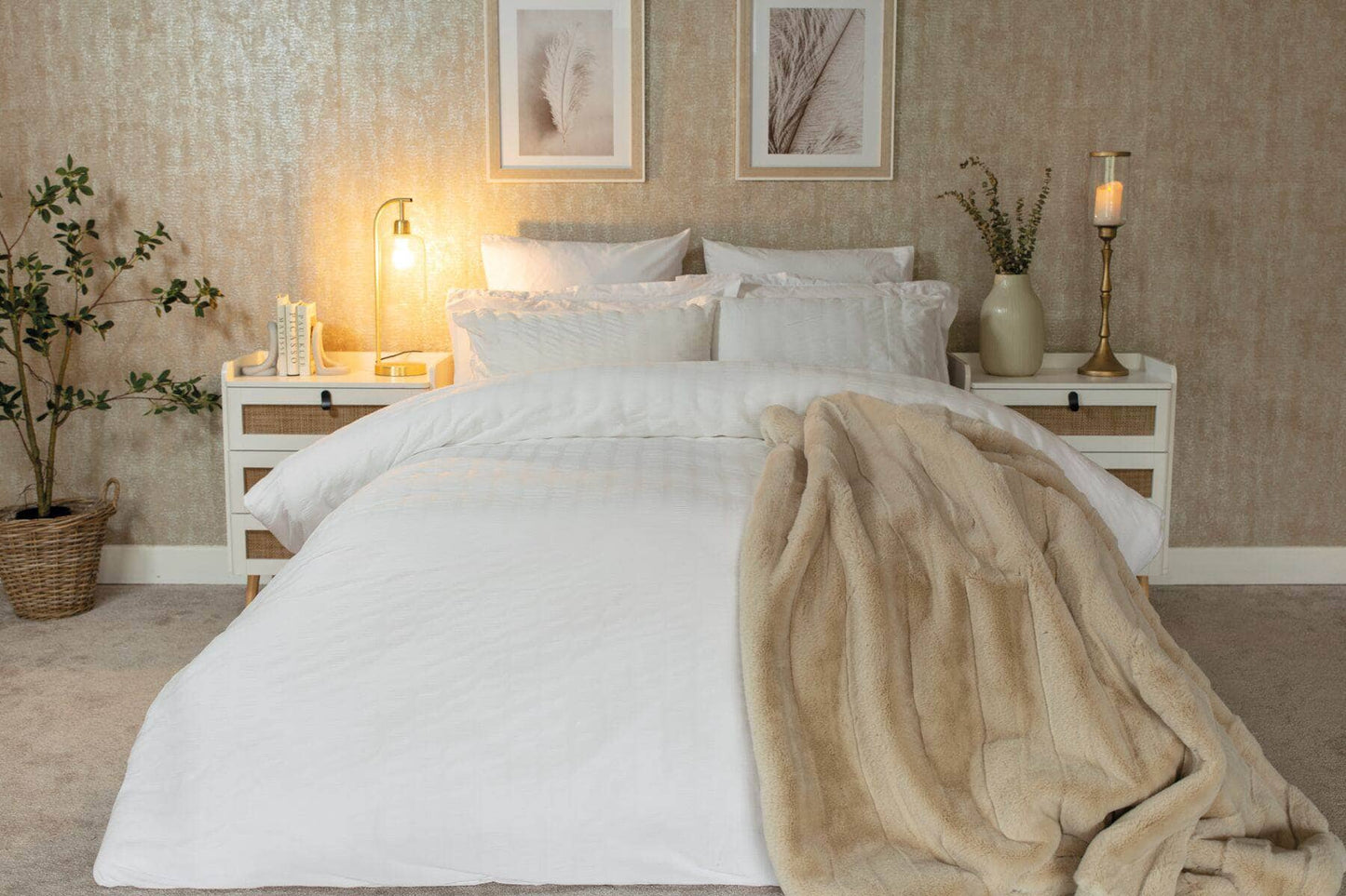 Homeware - Samara Duvet Cover Set - Multiple Sizes -