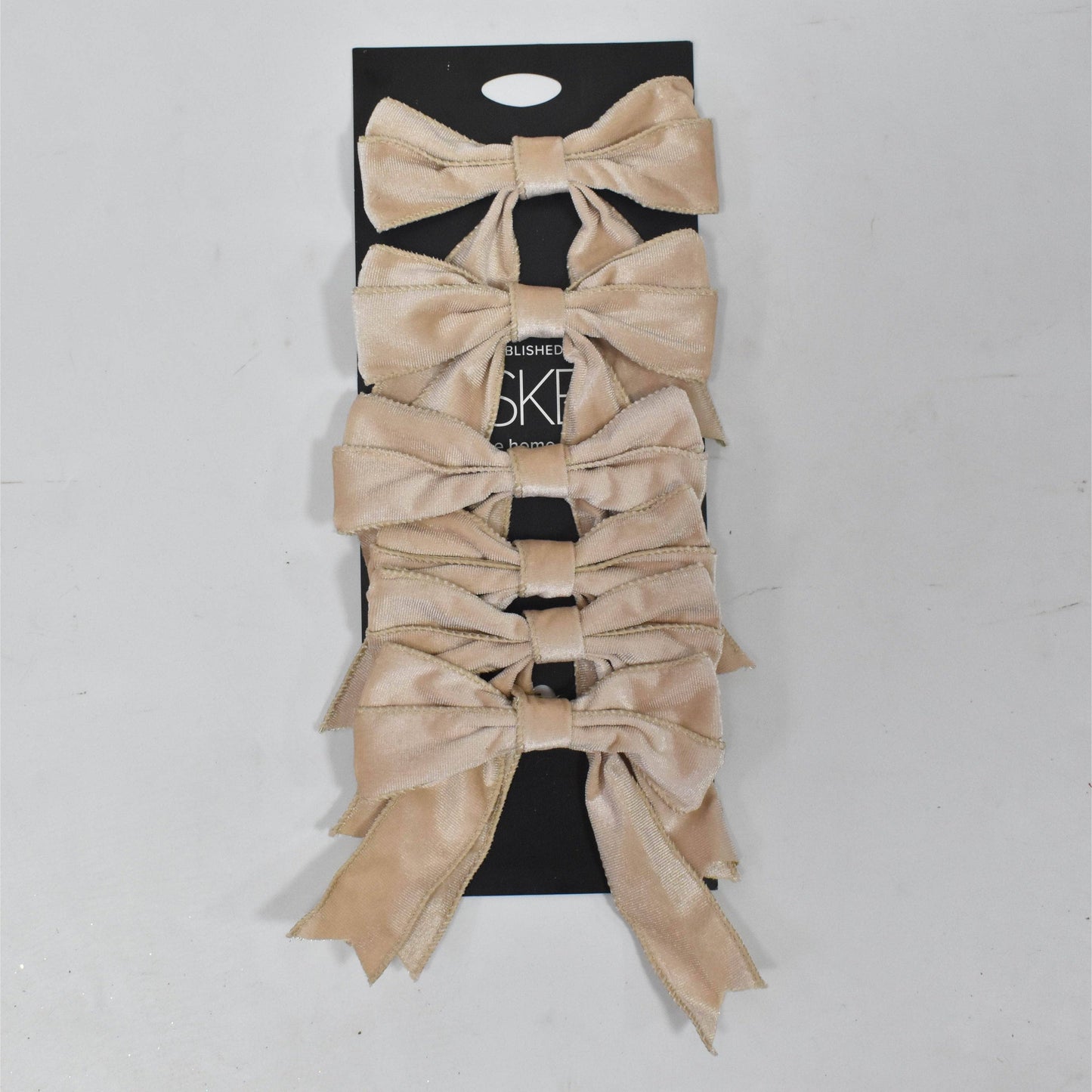 Christmas - Cream 15cm Velvet Bows - Pack of 6 - 60484079