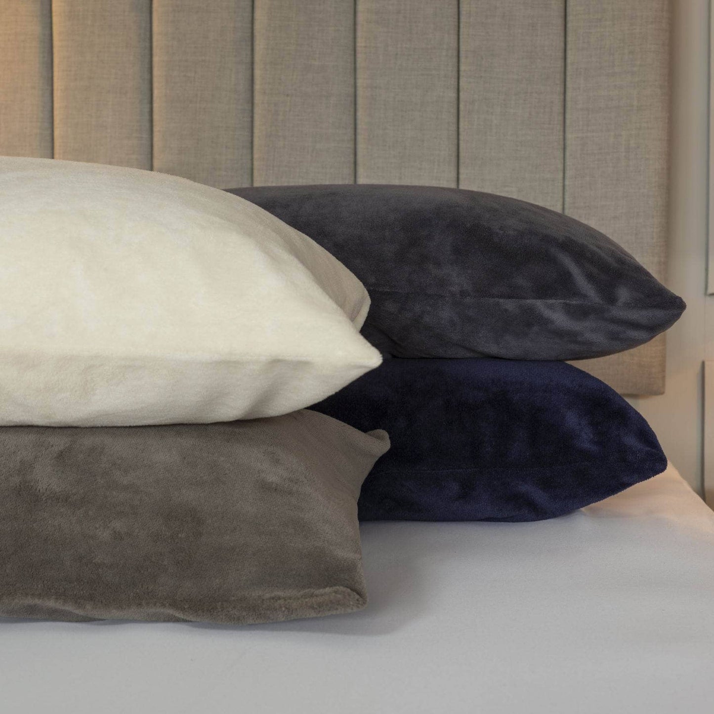 Homeware - Heat Holders Duvet Cover Set Antique Silver - Multiple Sizes -