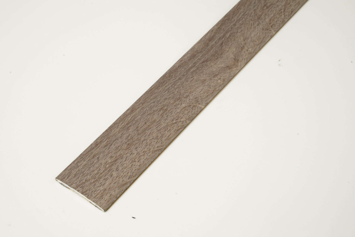 - Cover Strip 0.9M Grey Oak - 50155685