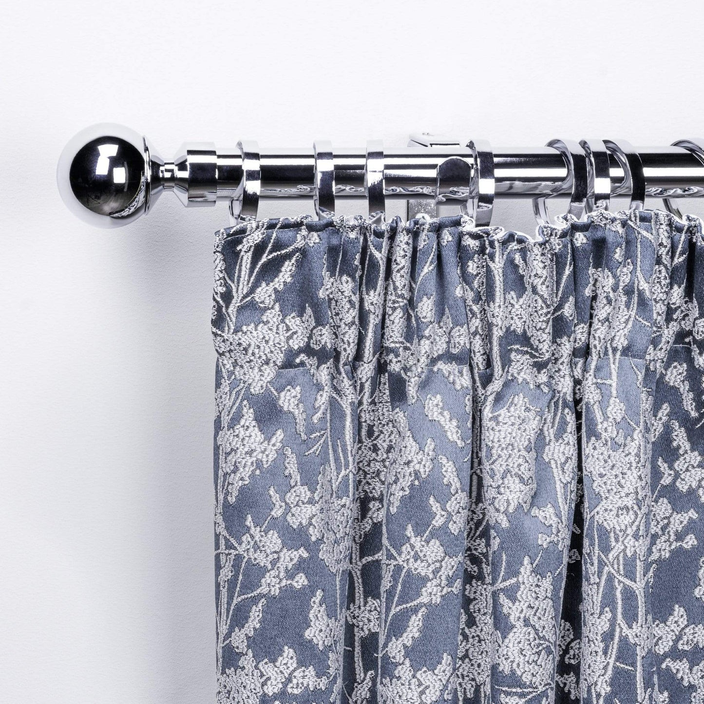 Homeware - Extendable Chrome Curtain Pole With Ball Finial -