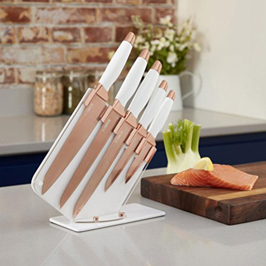 http://www.taskersonline.com/cdn/shop/products/tower-rose-gold-and-white-5-piece-knife-block-set-rkw-tower-knife-set-5p-gld-wht-28789250752598.jpg?v=1686233413