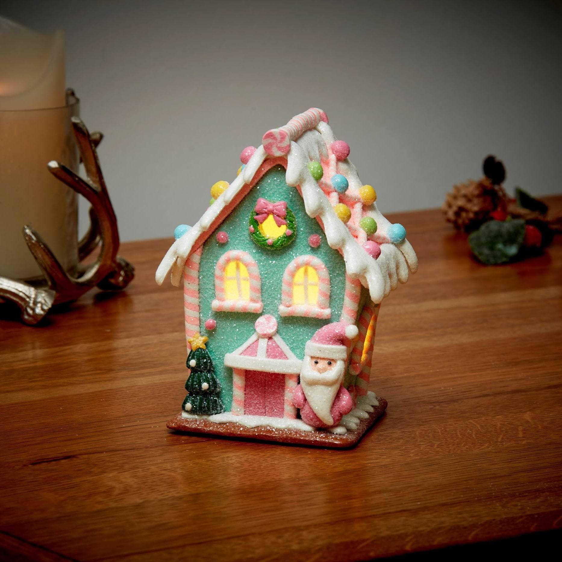 Christmas  -  Gingerbread Santa IceCandy Cottage  -  60418220