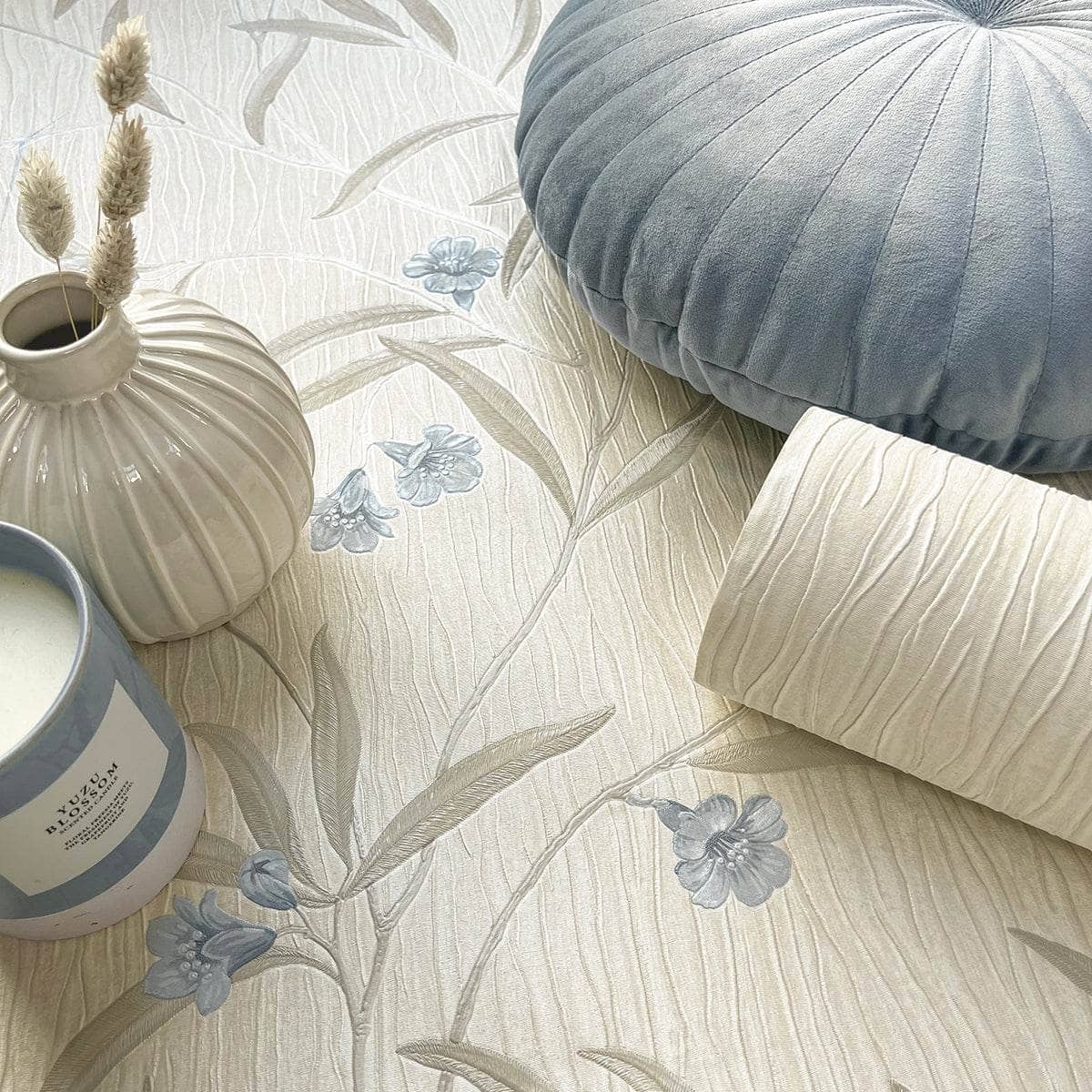 Wallpaper  -  Belgravia Tiffany Floral Cream & Blue Wallpaper -41333  -  60009420