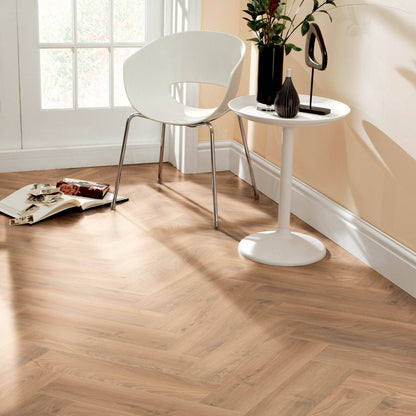  -  KRONO 8MM HERRINGBONE HISTORIC OAK 0.873M2  -  60011173