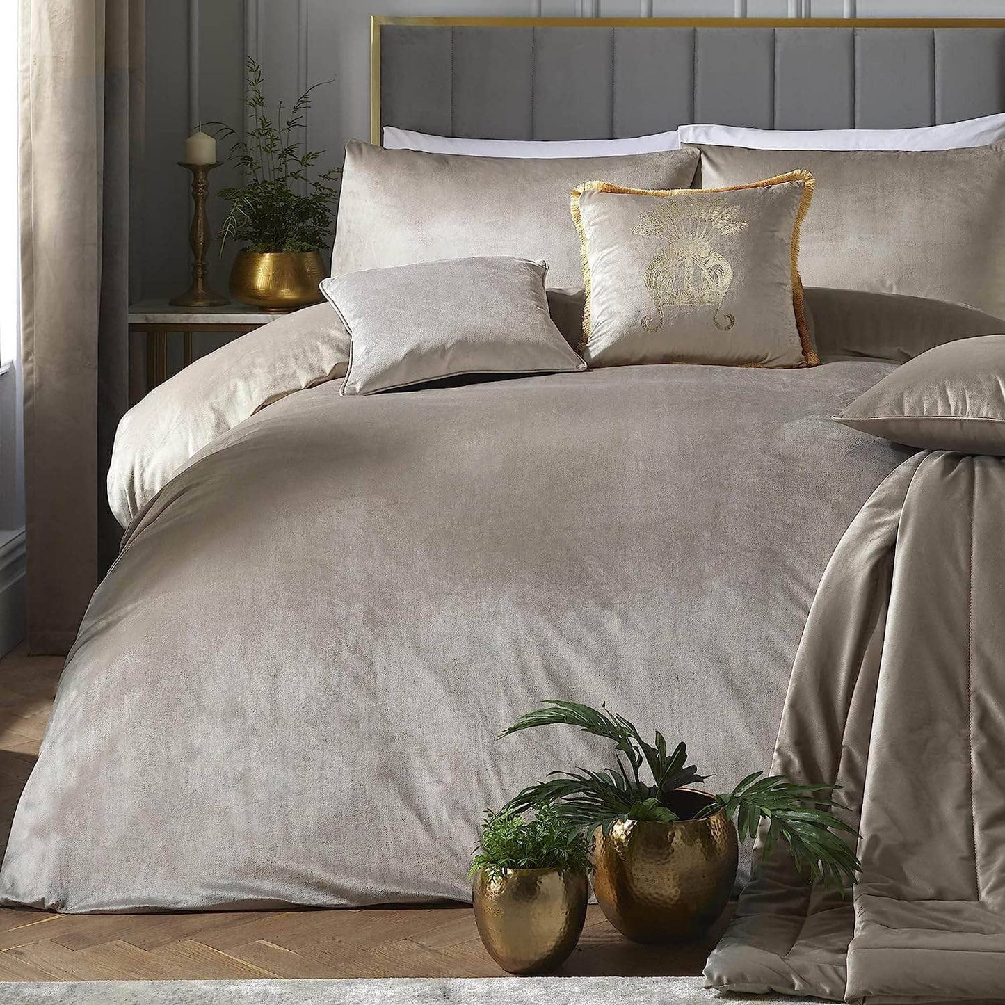 Homeware  -  Montrose Duvet Set - Linen  - 