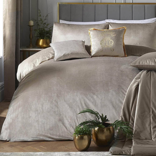 Homeware  -  Montrose Duvet Set - Linen  - 