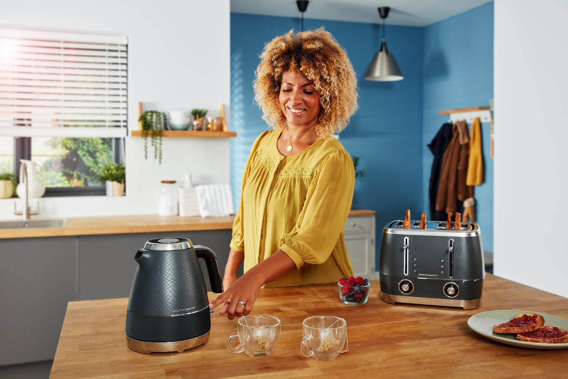 Chrome Beko Cosmopolis Toaster Black Beko Tam8202cr Beko Toaster