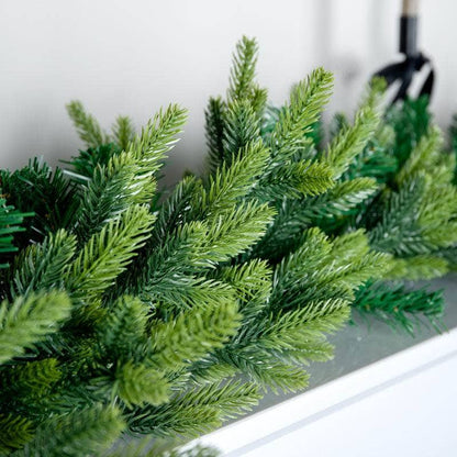 Christmas  -  Green  Garland - 2.7M  -  60012415