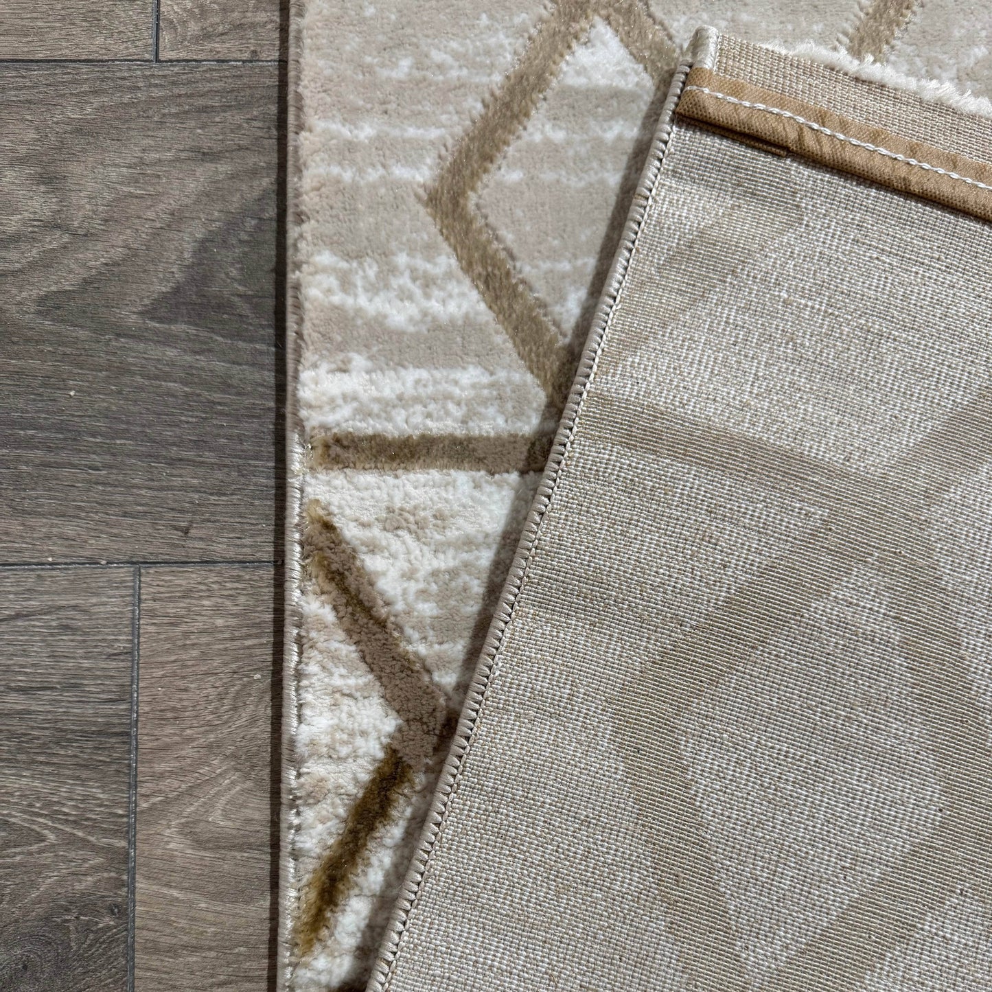 Rugs  -  Beta Cream & Gold 2561A Rug - Various Sizes  - 