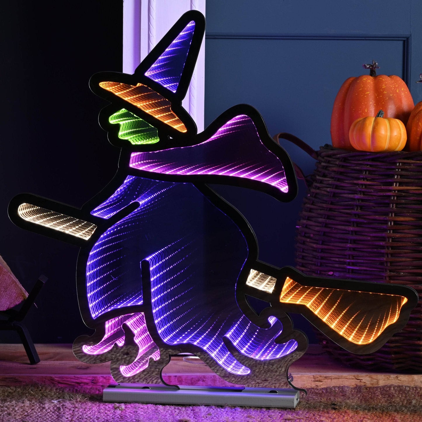 Homeware  -  Infinity Halloween Flying Witch - 40cm  -  60484001