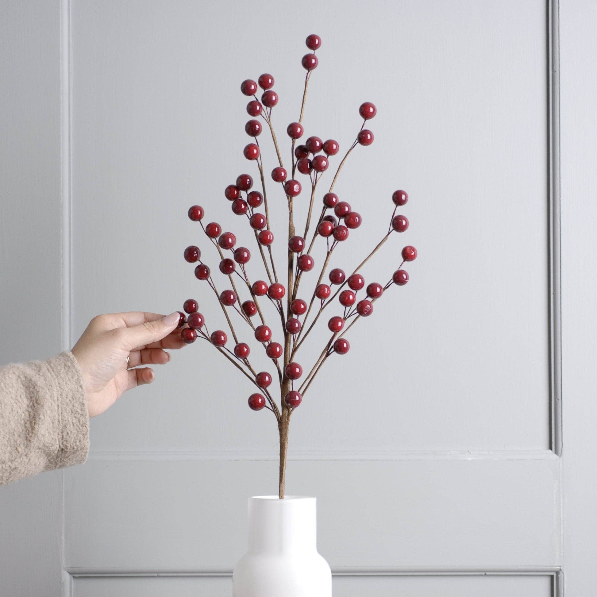 Christmas  -  Burgundy Berry Spray - 56cm  -  60484011