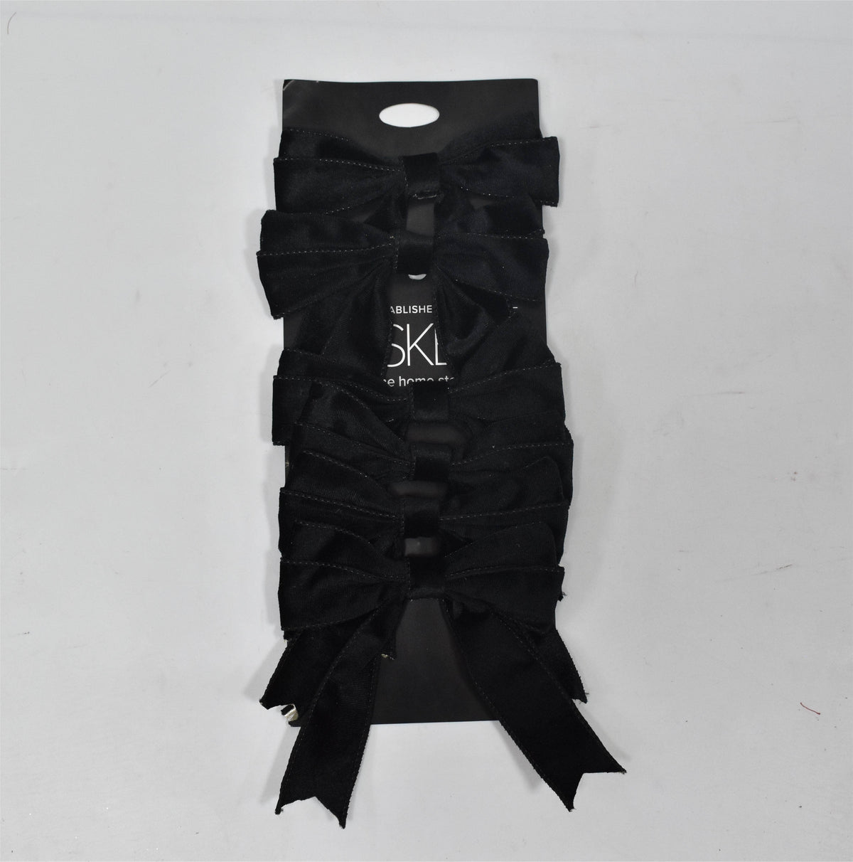 Christmas  -  Black 15cm Velvet Bows - Pack of 6  -  60484078