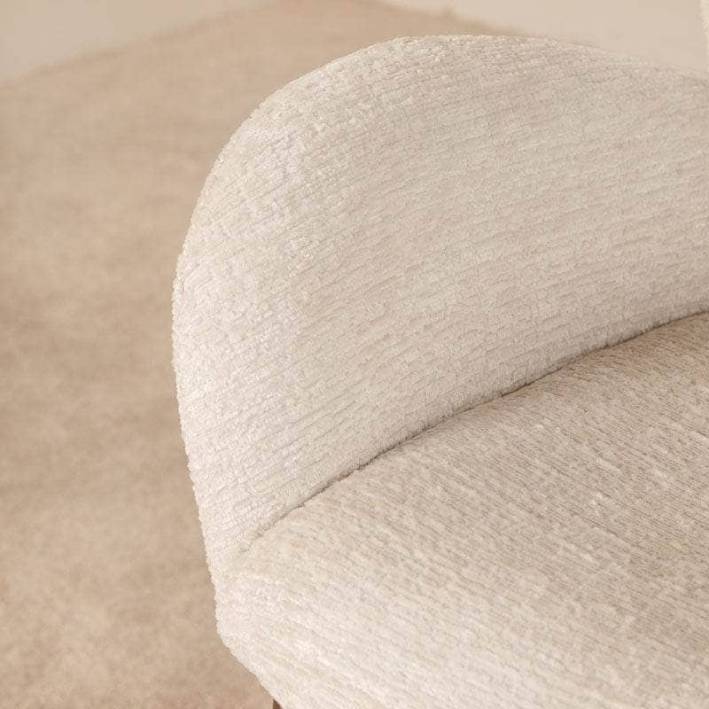 Furniture  -  Aurelia Round Table & 4 Maisey Chairs  -  60484359