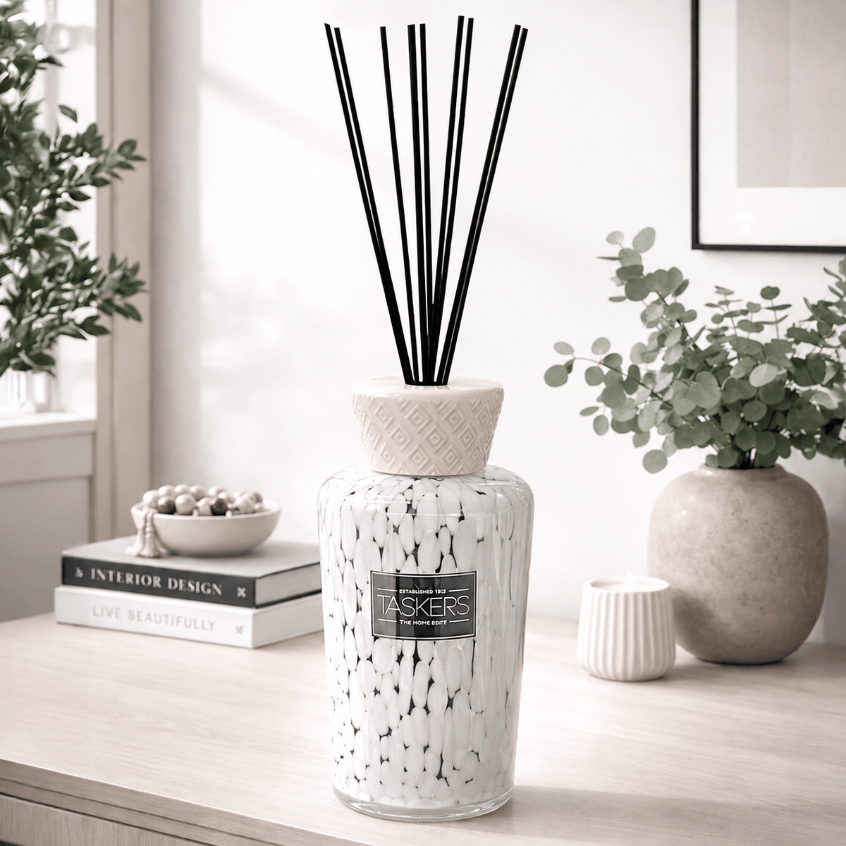 Homeware  -  White Pomegranate 5 Litre Diffuser  -  60485172
