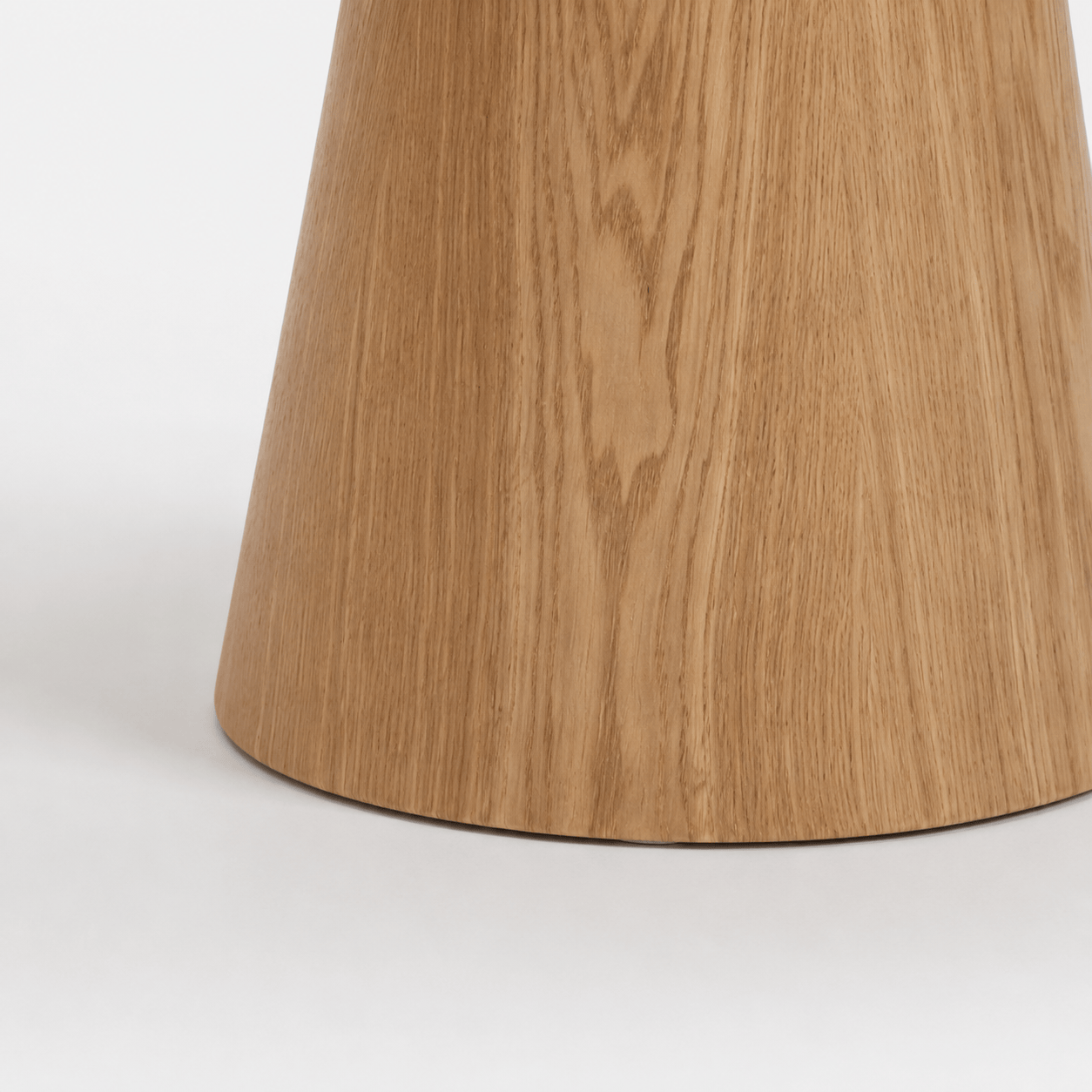 Furniture  -  Luna Lamp Table  -  60485846