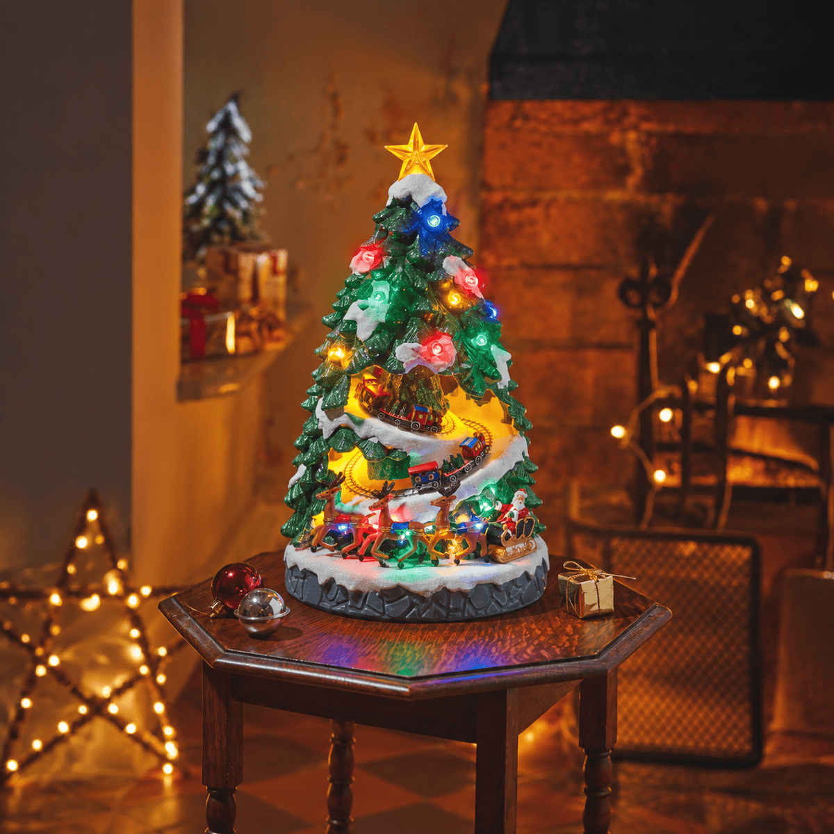 Christmas  -  All Aboard Christmas Tree Snowscene  -  60487715