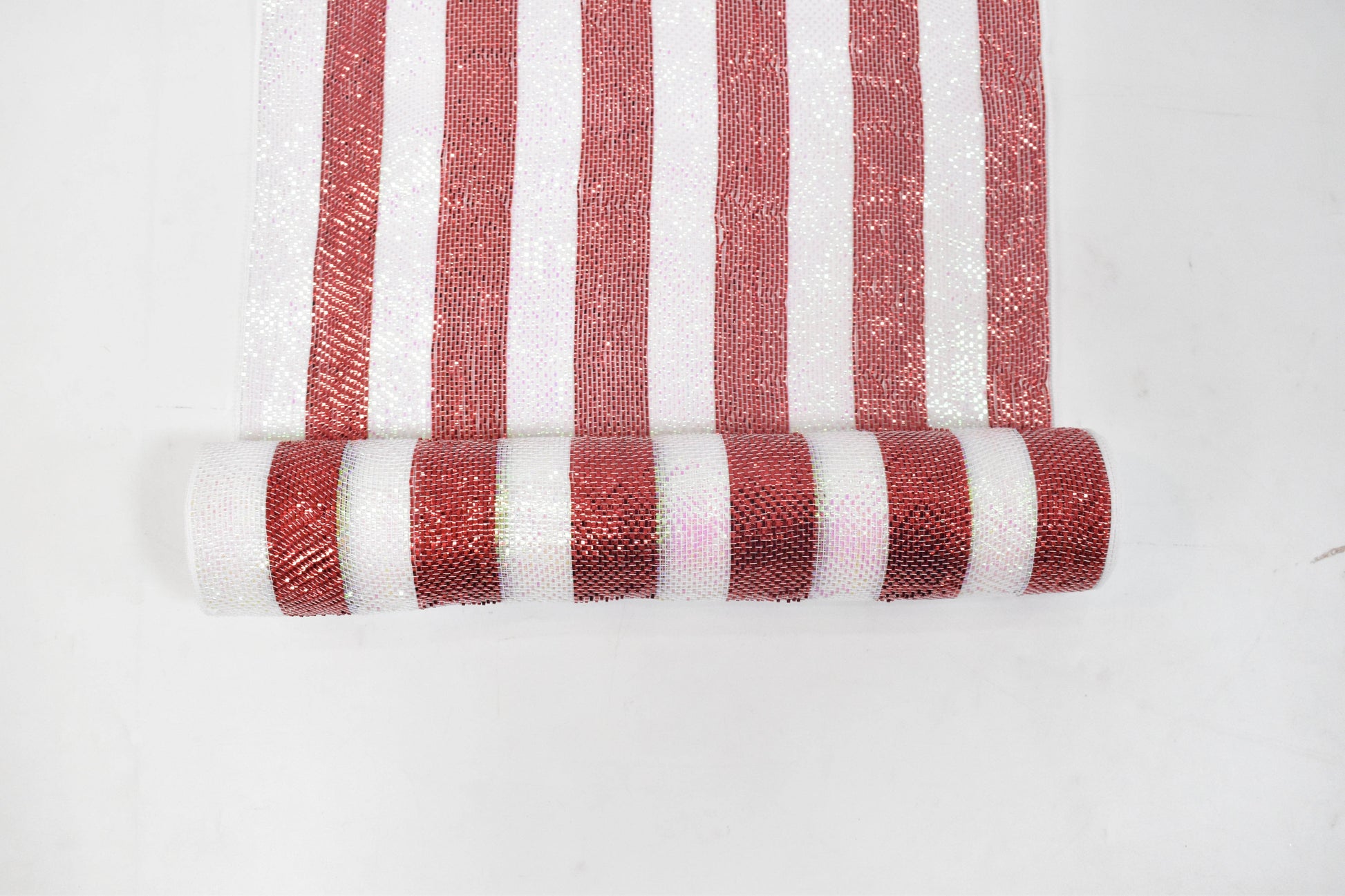Christmas  -  Red & White Roll of Fabric - 46cm x 10y  -  60484082