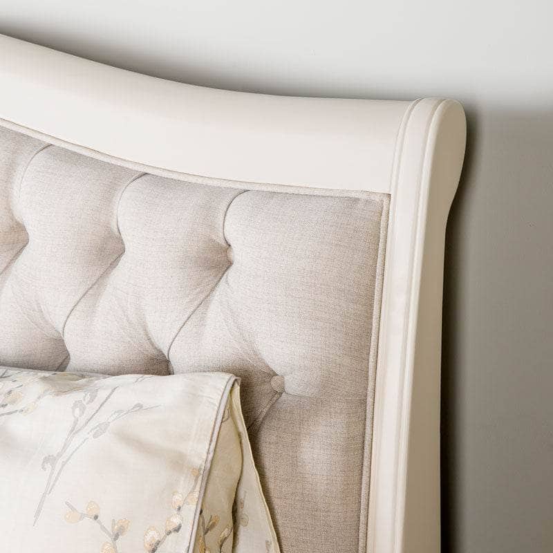 Furniture  -  Victoria 5' Bedframe  -  60007785