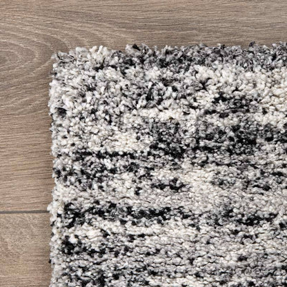 Rugs  -  Berber Style Light Grey Rug - 120x170cm  - 