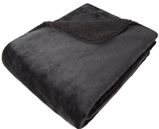 Homeware  -  Luxury Fleece Throw - Black  -  60010249