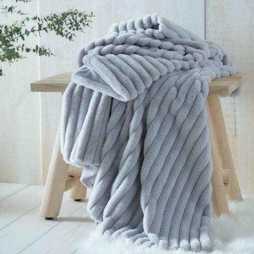 Homeware -  Morritz Throw - Grey  -  60009542