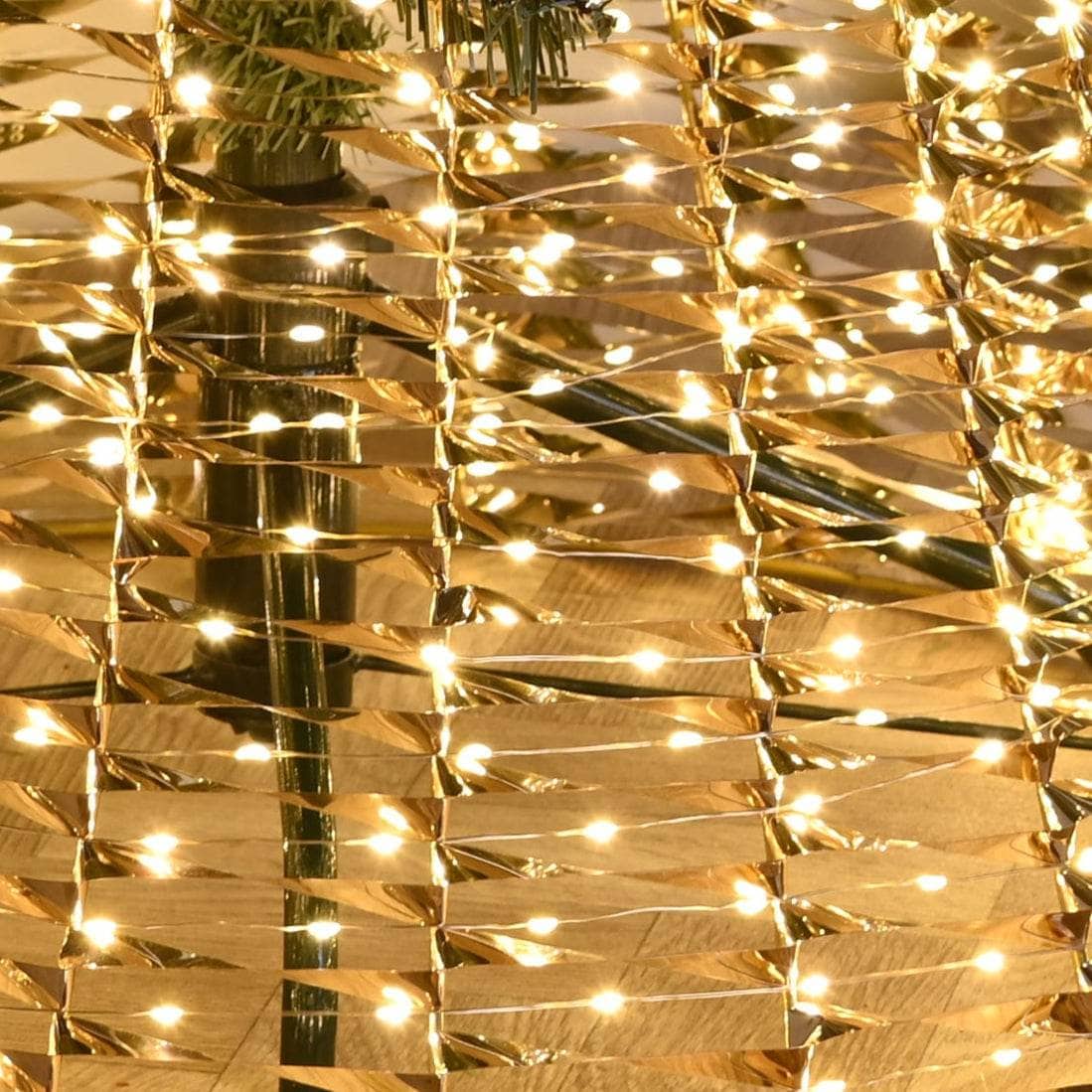 Christmas  -  Warm White LED Gold Tree Skirt - 71cm  -  60484007