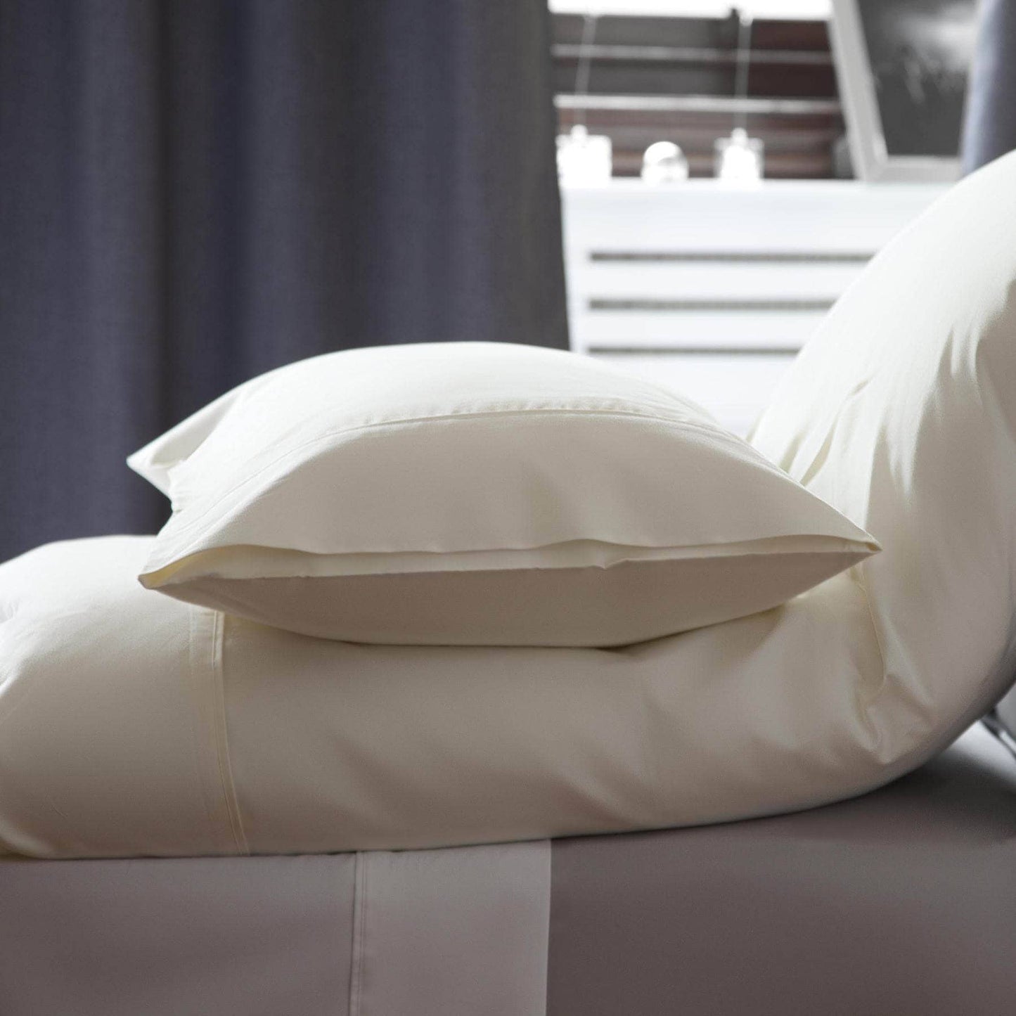 Homeware  -  Premium Blend Ivory Fitted Sheet  - 