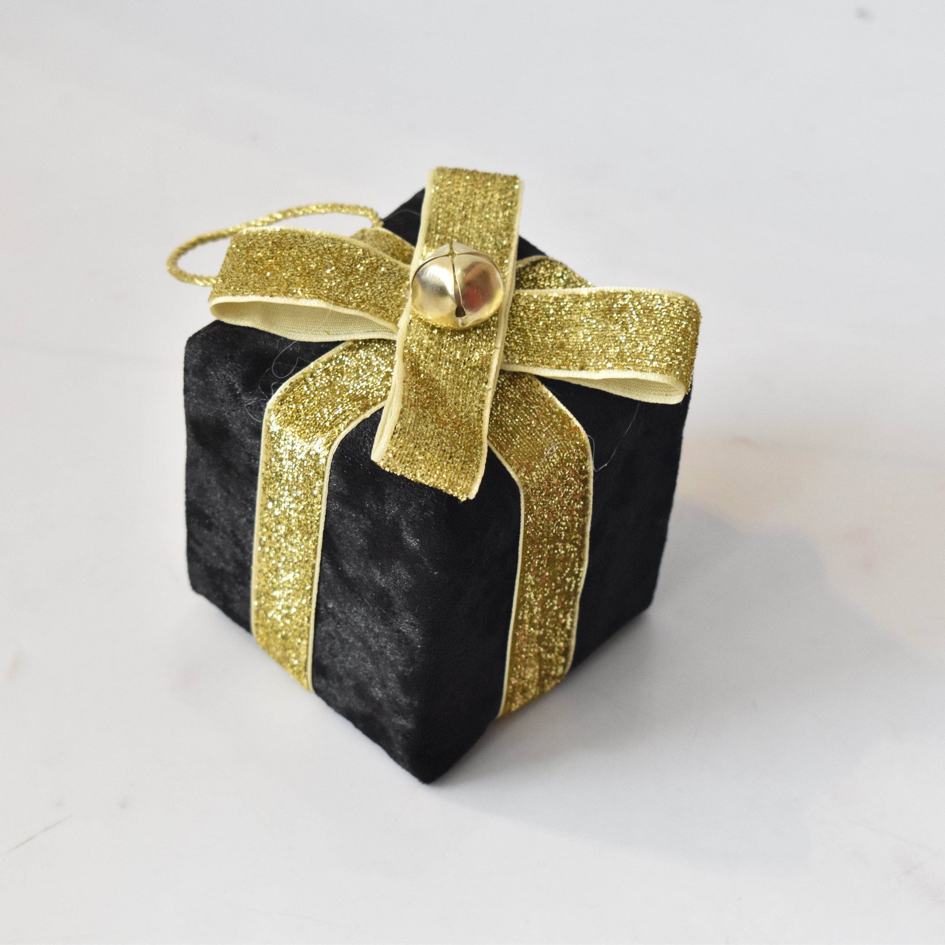Christmas  -  Black Velvet Parcel Christmas Decoration - 10cm  -  60484093