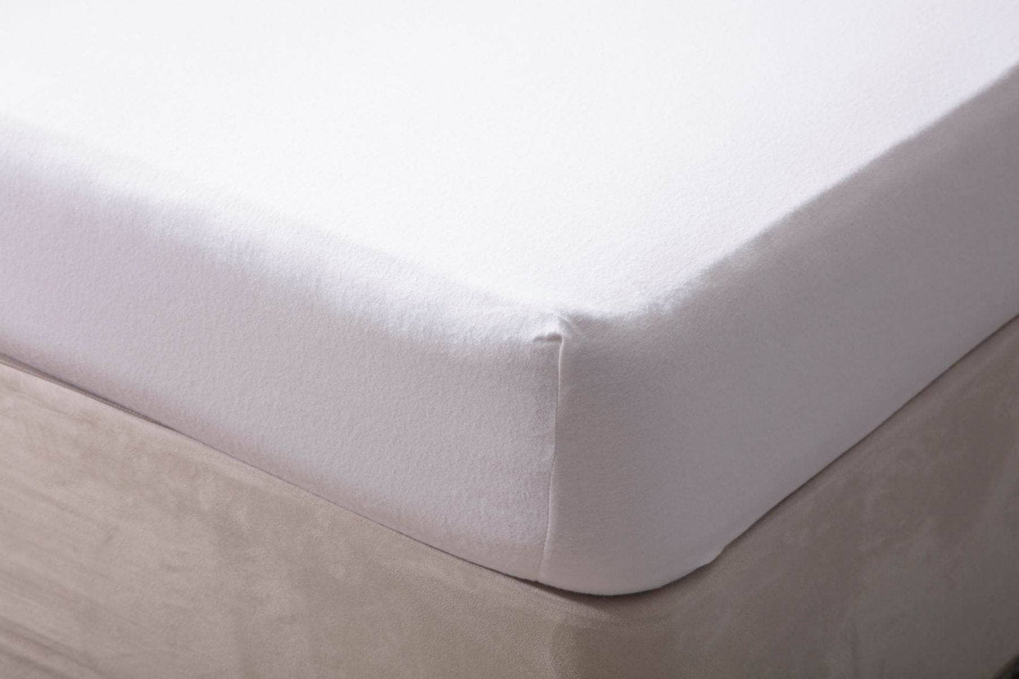 Homeware  -  White Brushed Cotton Fitted Sheet - Multiple Sizes  - 