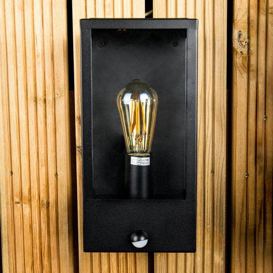 Lights  -  Metz Box Lantern with PIR Black  -  60006364