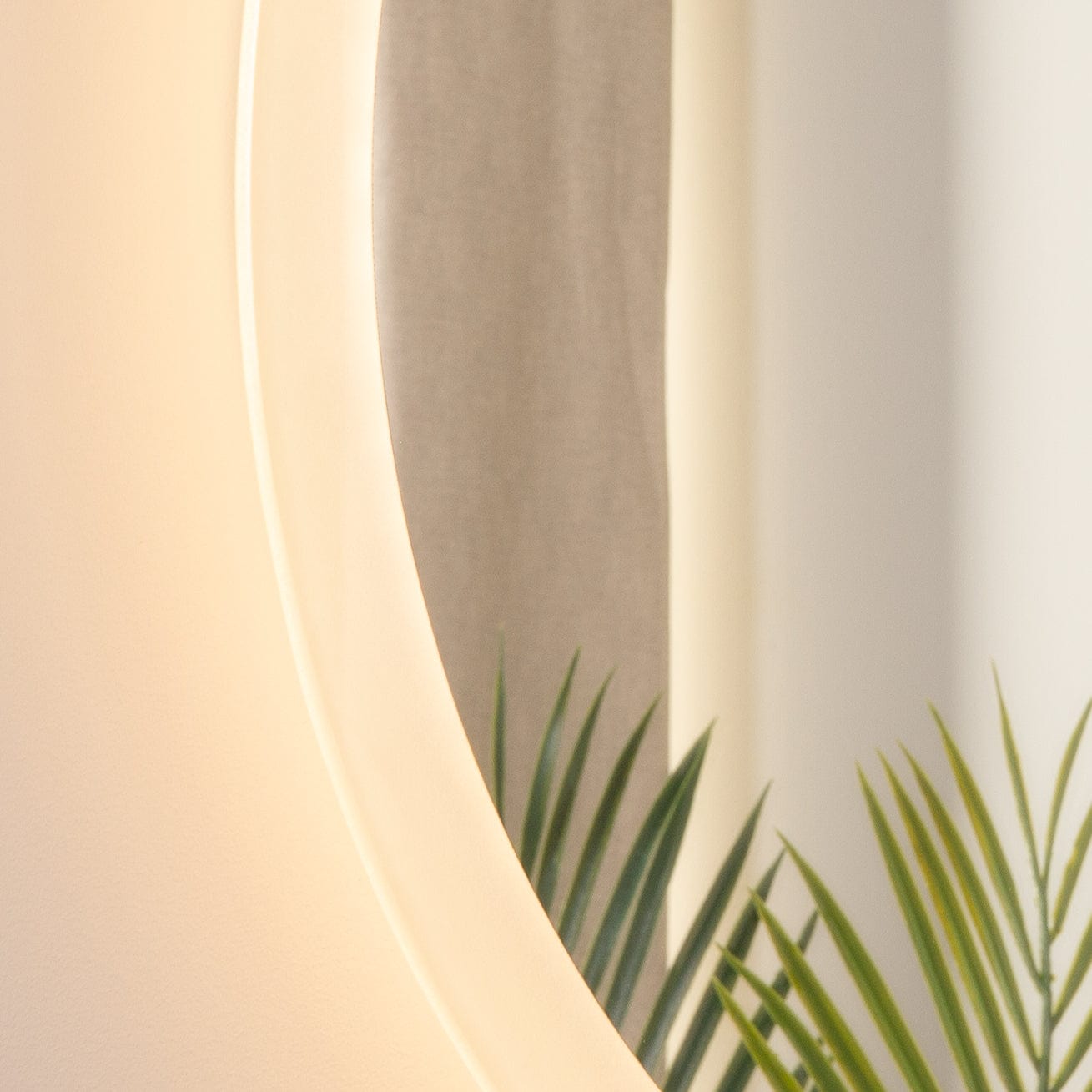 Mirrors  -  Euroshowers Round Led Bathroom Mirror  -  50155667