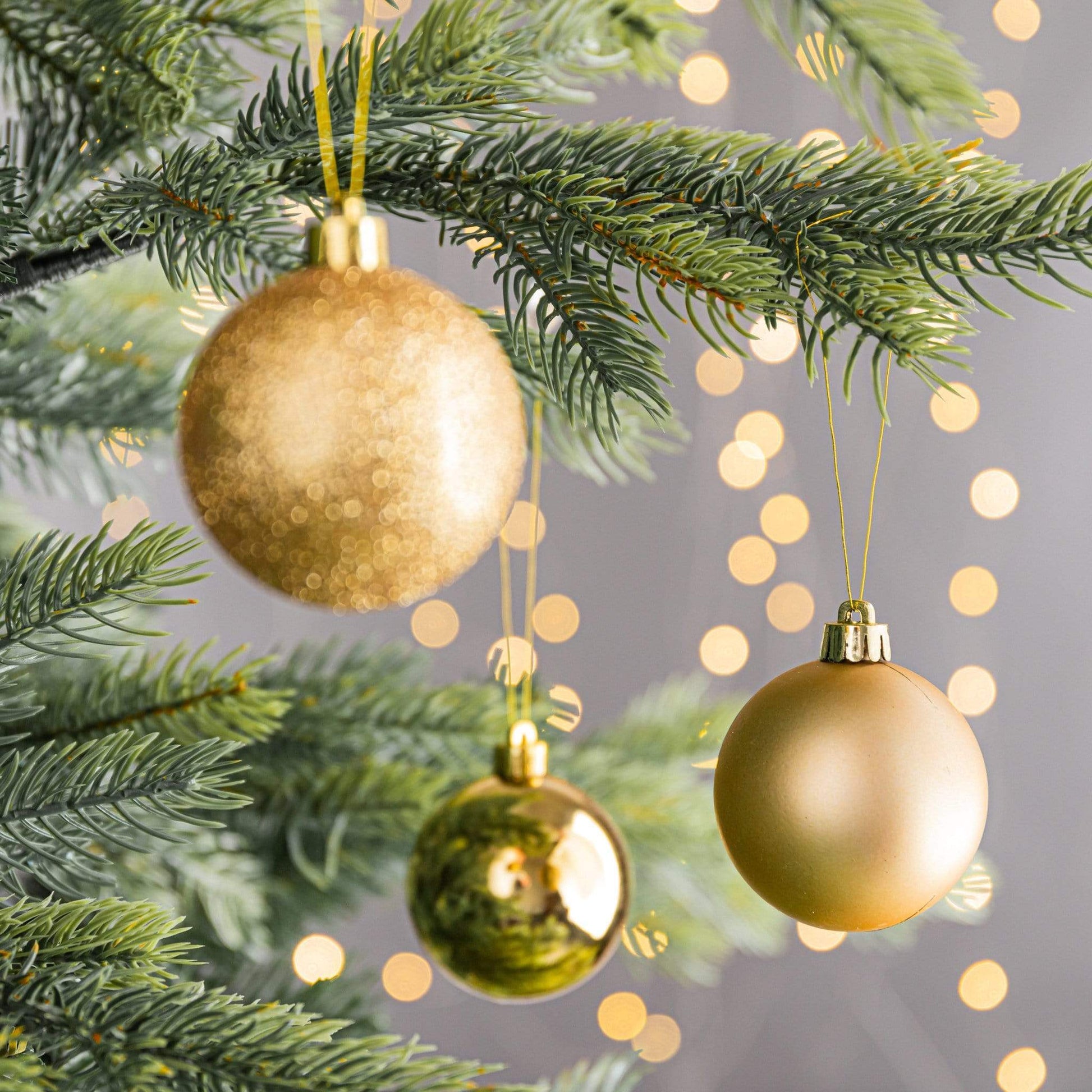 Christmas  -  Light Gold Shatterproof Shiny, Matt & Glitter Baubles - 10 pack  -  50110951