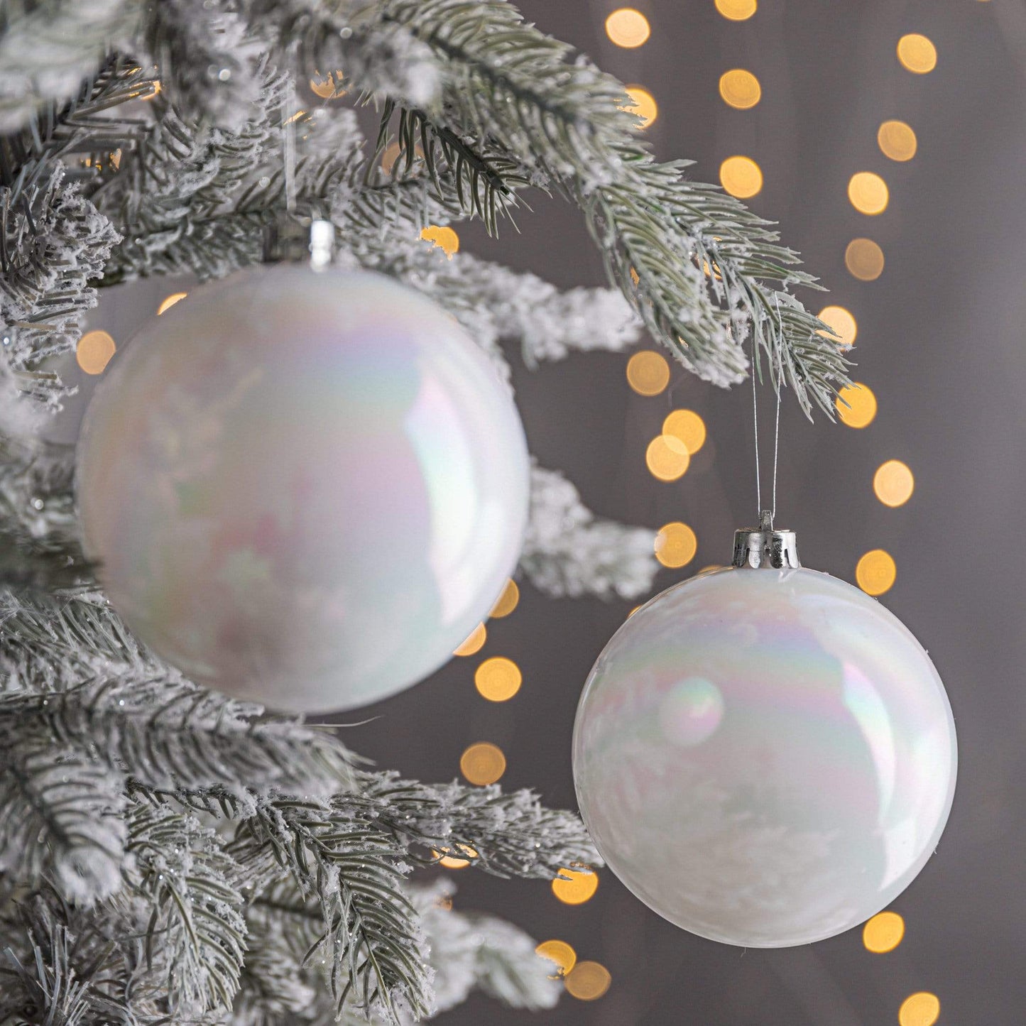 Christmas  -  White/Iridescent Shatterproof Shiny Baubles - 4 pack  -  50143755