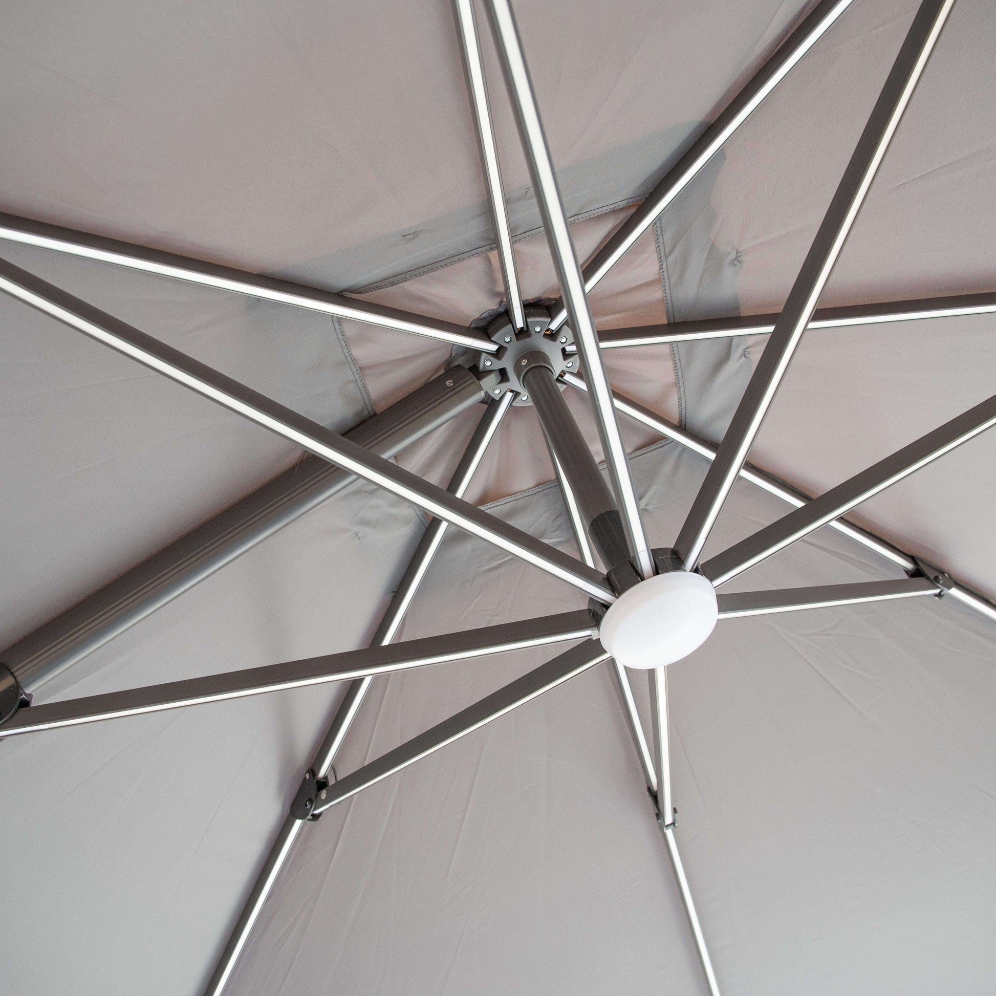 Gardening  -  Rome Deluxe Led Lights Parasol - 3 Metre  -  50154934