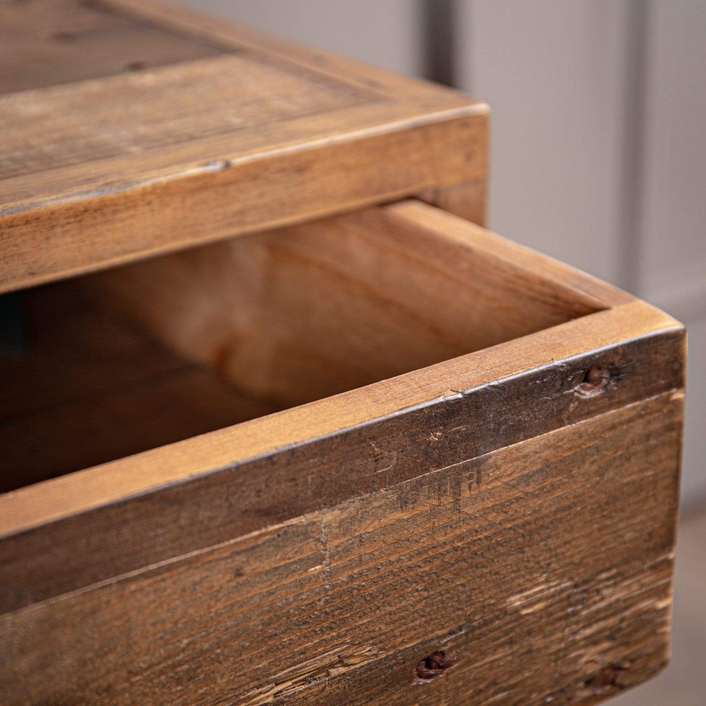 Furniture  -  Lincoln Rustic Lamp Table  -  50128901