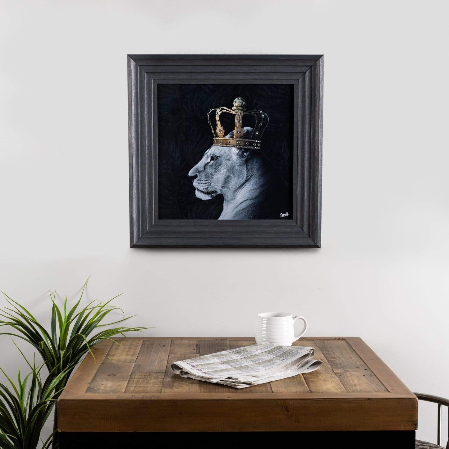 Pictures  -  Lion Queen Small Framed Picture 55 x 55cm  -  50152944