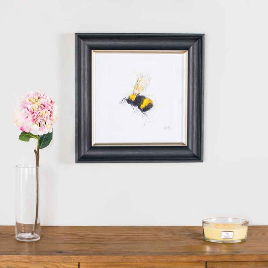 Pictures  -  Shh Flying Bee 55x55cm  -  60004049